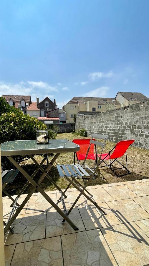 Appartement A Quelques Pas De La Plage Avec Jardin 梅利蒙 外观 照片